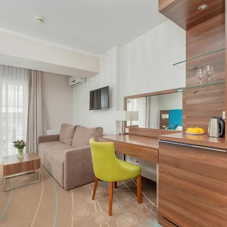 Apartament Promenada Gwiazd Z Balkonem I Klimatyzacja By Renters *
