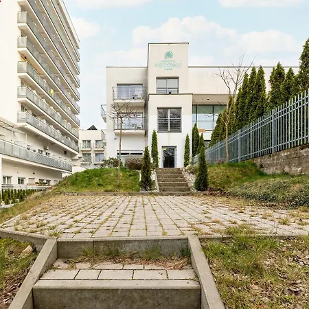 Promenada Gwiazd Z Balkonem I Klimatyzacja By Renters Apartment